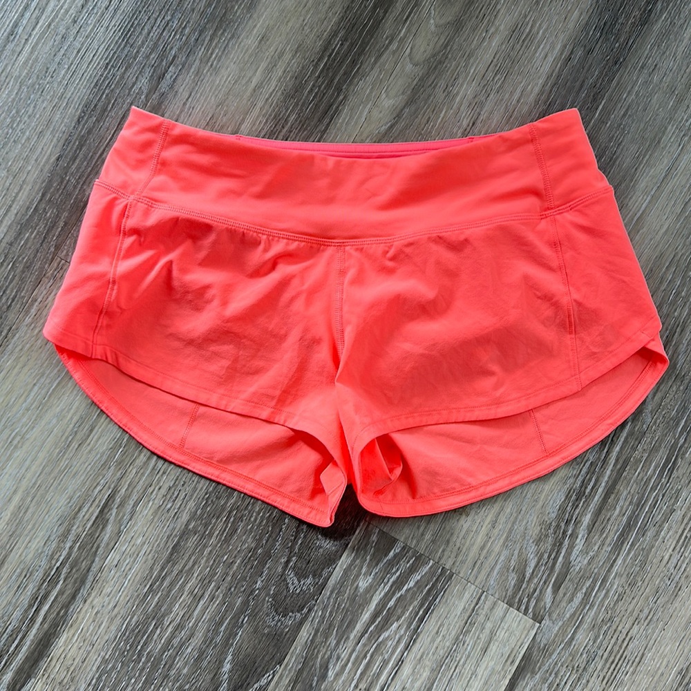 Lululemon low rise speed up shorts size 4